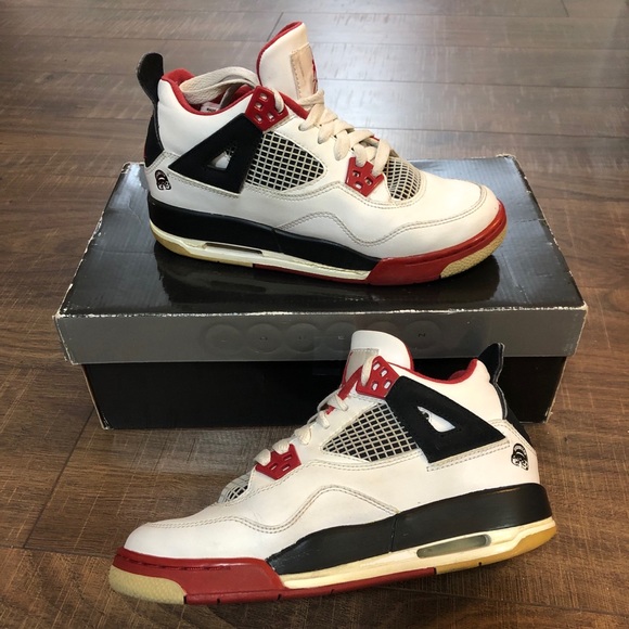 Jordan Shoes - Air Jordan Retro 4, ‘Mars’ 2006 Edition sz 4.5Y